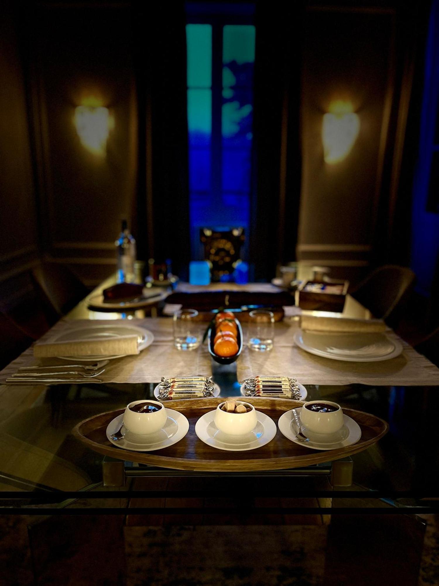 Richard Lequet Domaine Gastronomique Du Val D Atur Hotell Boulazac Isle Manoire Exteriör bild