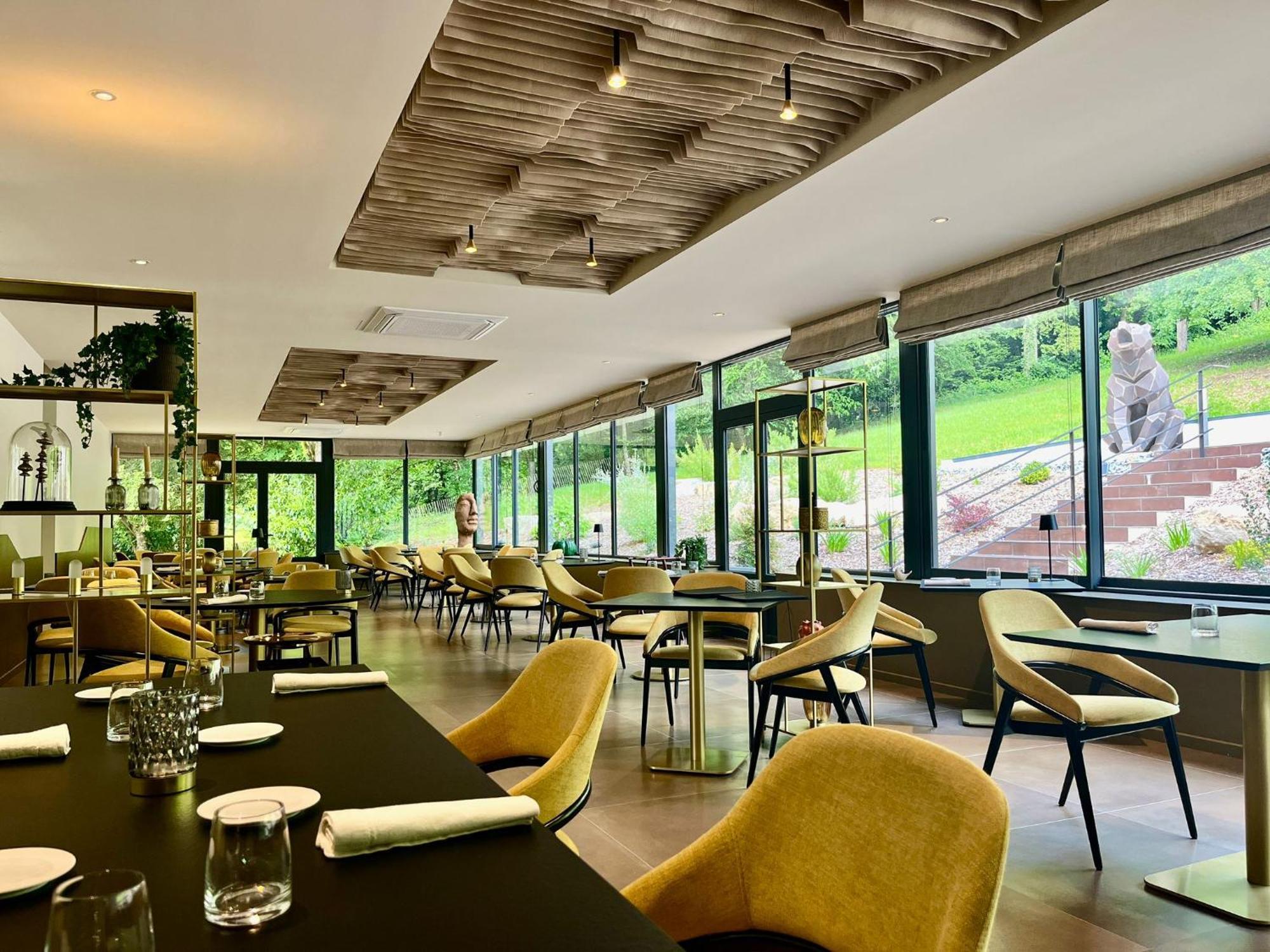 Richard Lequet Domaine Gastronomique Du Val D Atur Hotell Boulazac Isle Manoire Exteriör bild
